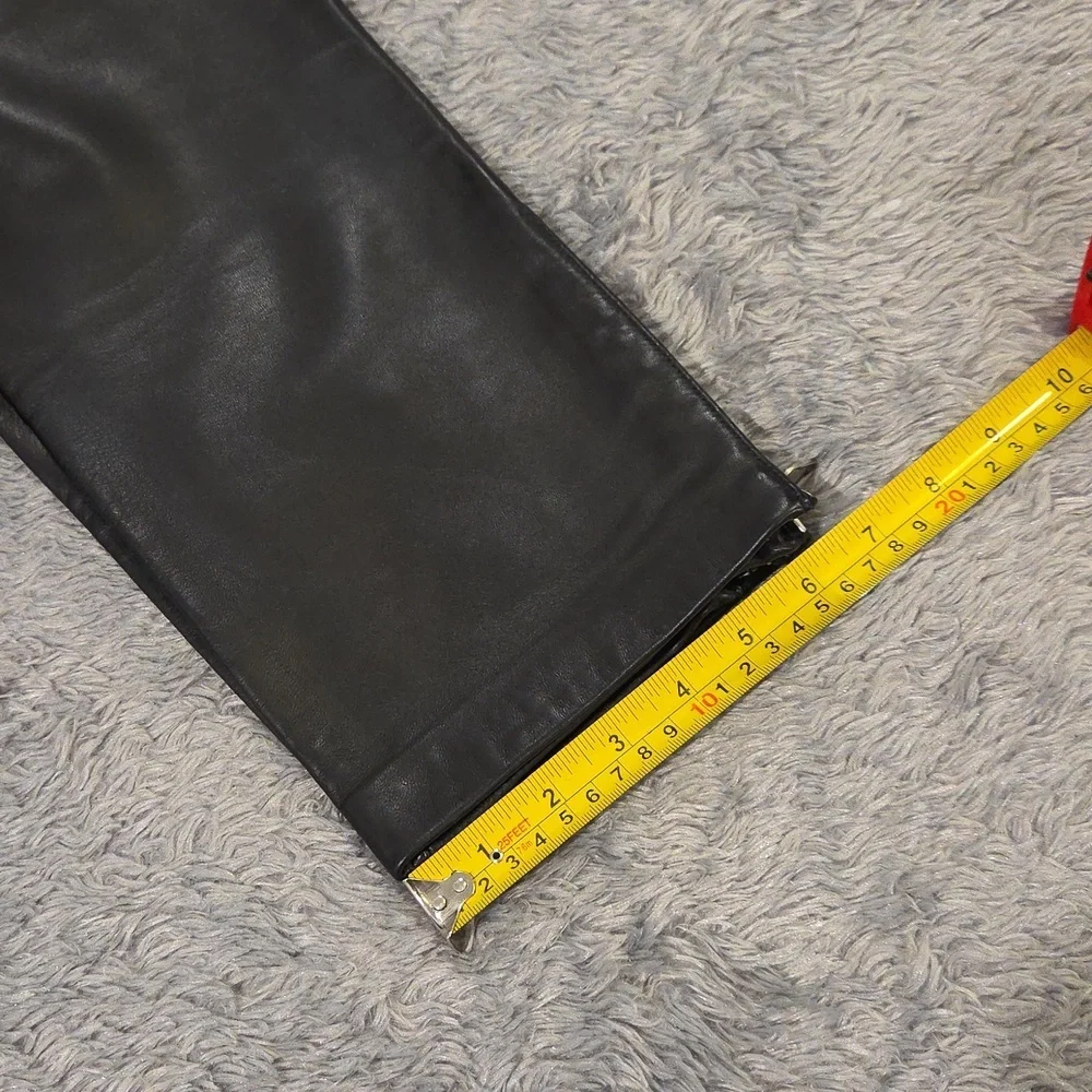 Buttery Soft Michael Kors Italy Cropped Leather Pants w/ Zipper Details Size 6!